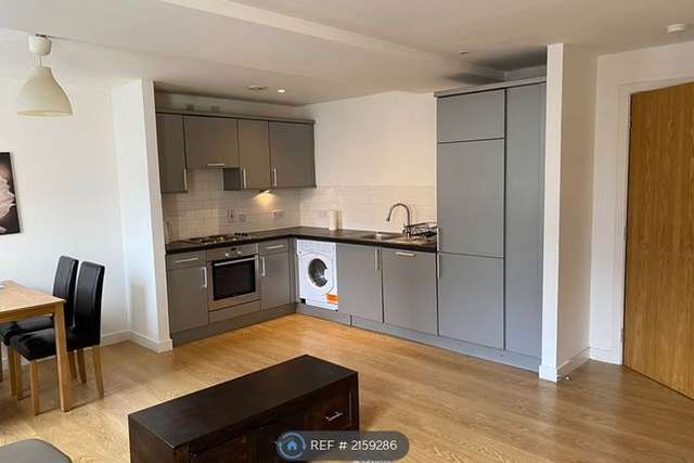 Flat to rent in Sauchiehall Street, Glasgow G2