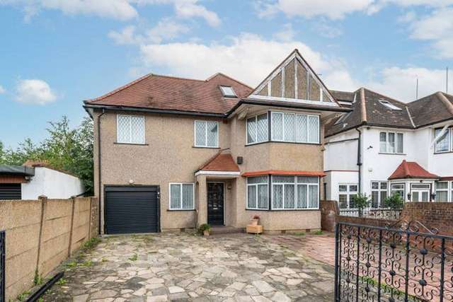 Detached house to rent in Mount Pleasant Road, Willesden Green, London NW10