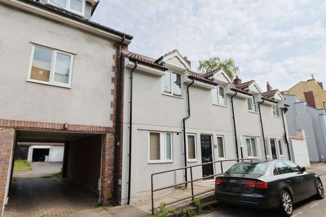 End terrace house for sale in Charles Place, Bristol BS8