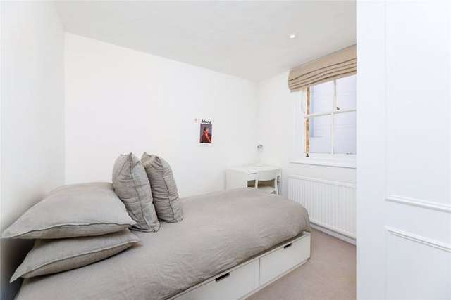 Detached house for sale in Tryon Street, Chelsea, London SW3