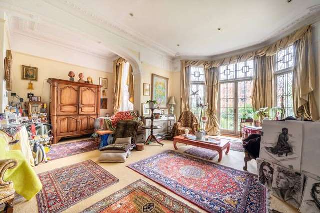 Maisonette for sale in Sutherland Avenue, Maida Vale, London W9