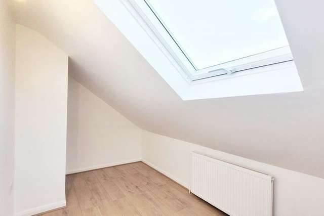 Terraced house to rent in Garnet Walk, London E6