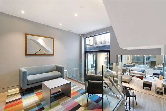 Flat for sale in Fulham Road, Chelsea Village SW10
