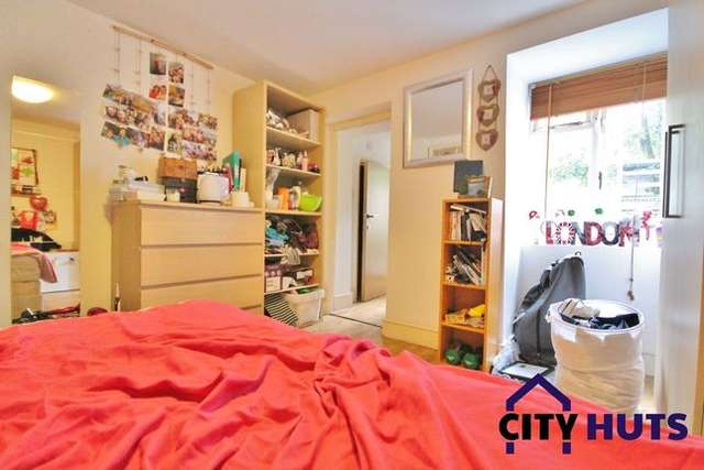 Maisonette to rent in St. Pancras Way, London NW1