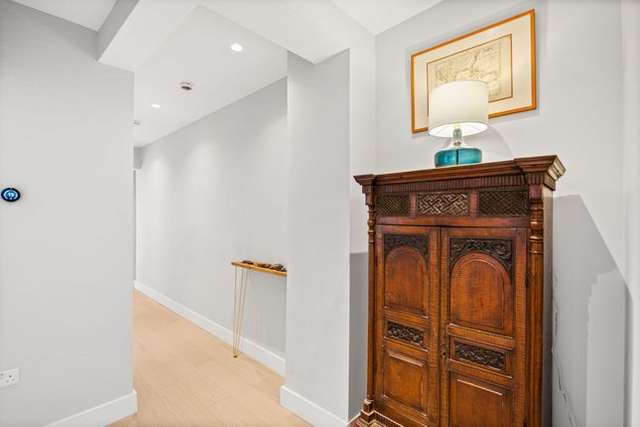 Maisonette to rent in Marylands Road, Maida Vale W9