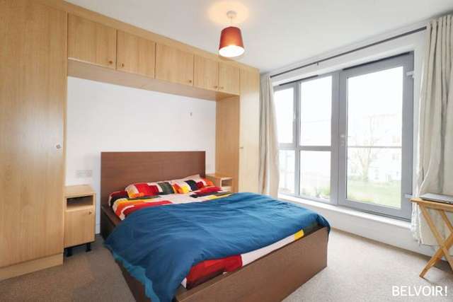 Flat for sale in Mount Stuart Square, Cardiff Bay, Cardiff CF10