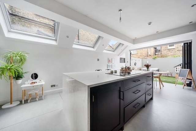 Terraced house for sale in Mablethorpe Road, London SW6