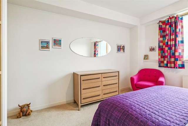 Flat for sale in Glasgow Harbour Terraces, Glasgow G11