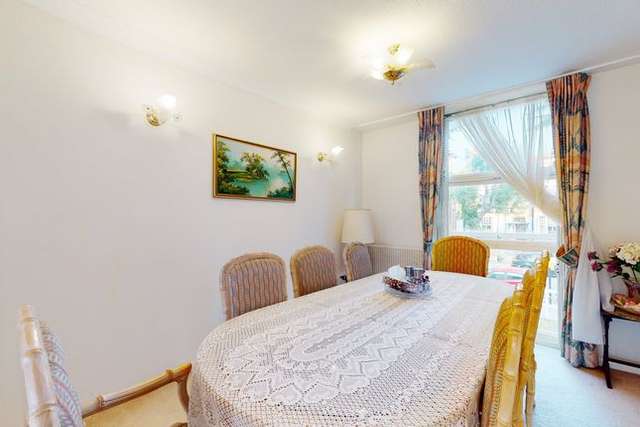 Town house for sale in Fellows Road, Swiss Cottage NW3