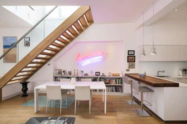 Mews house for sale in Ennismore Gardens Mews, London SW7