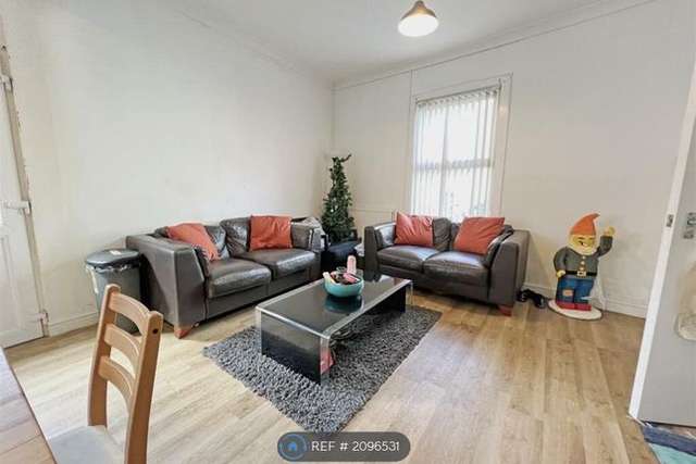 End terrace house to rent in Brook Road, Montpelier, Bristol BS6