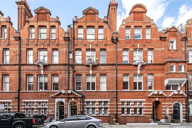 Flat to rent in Egerton Gardens, London SW3