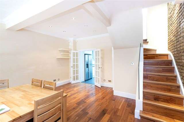Detached house to rent in Violet Hill, St Johns Wood, London NW8