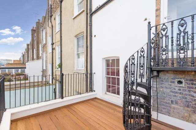 Maisonette to rent in Gloucester Avenue, Primrose Hill NW1