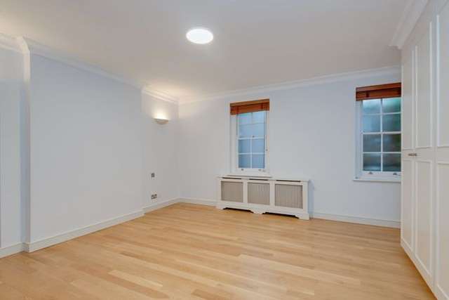 Detached house to rent in Grove End Road, London NW8