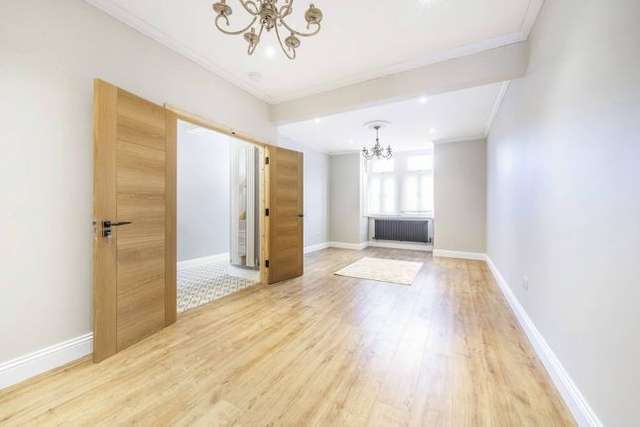 Terraced house to rent in Greengate Street, Plaistow, London E13