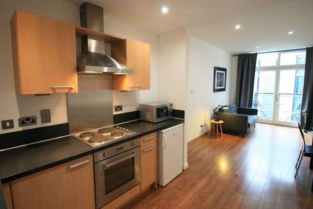 Flat to rent in Oswald Street, City Centre, Glasgow G1