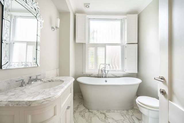 Maisonette for sale in Porchester Square, Bayswater, London W2