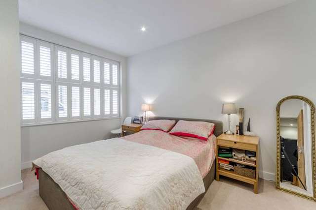 Mews house to rent in Ernshaw Place, Putney, London SW15