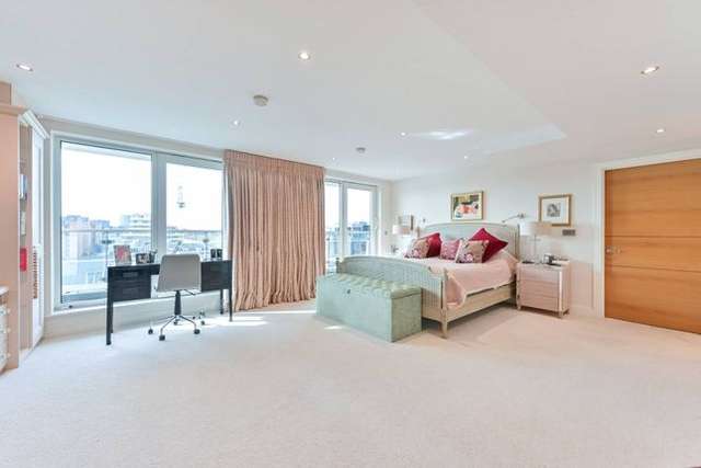 Flat for sale in Imperial Wharf, Imperial Wharf, London SW6