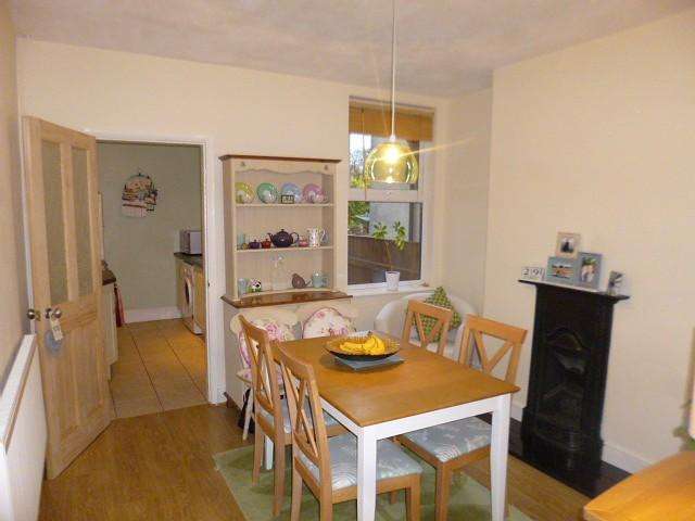 2 bedroom terraced house to rent