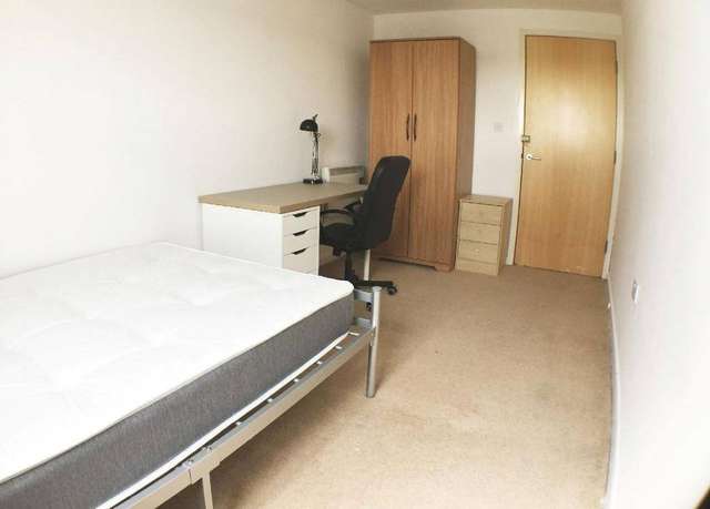 3 bedroom flat to rent