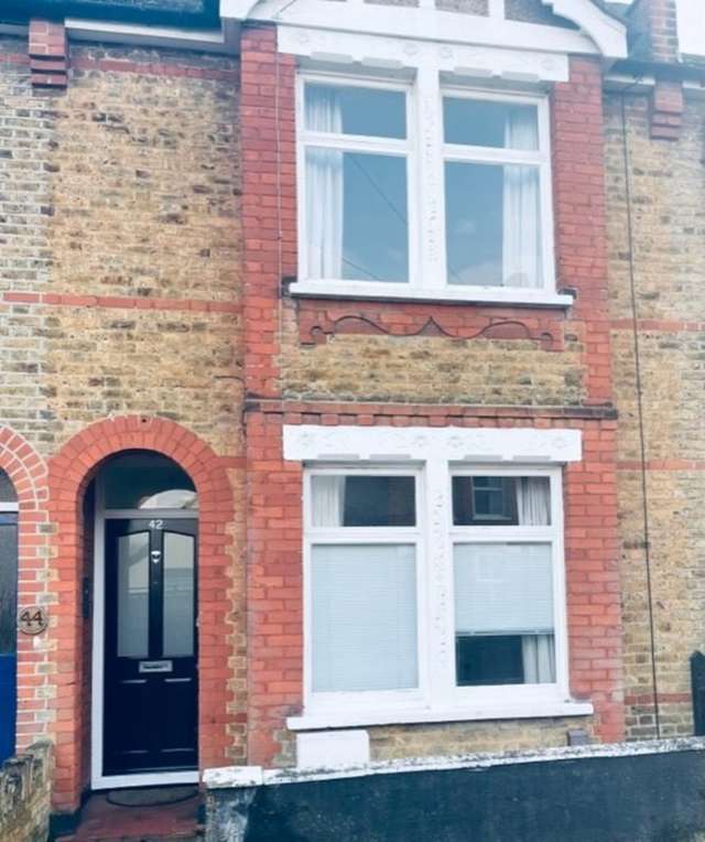 2 bedroom terraced house to rent