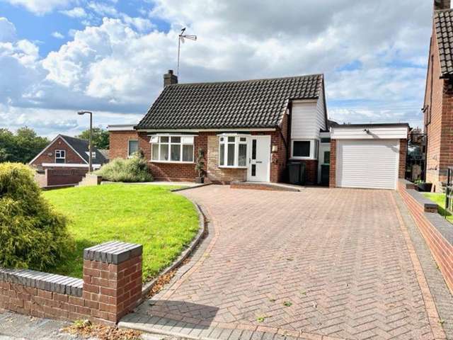 3 bedroom detached bungalow for sale