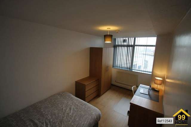 5 bedroom apartment to rent