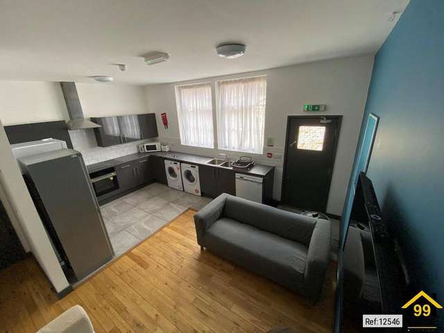 6 bedroom apartment to rent