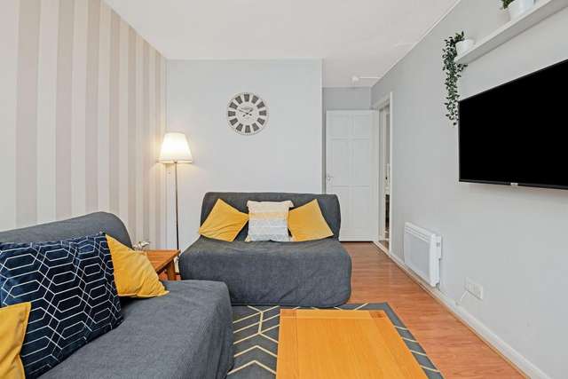 1 bedroom serviced apartment to rent