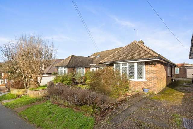 2 bedroom semi-detached bungalow for sale