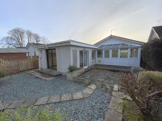 3 bedroom detached bungalow for sale