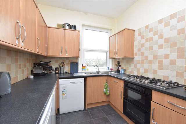 8 bedroom terraced house for sale