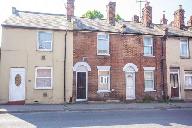 2 bedroom terraced house for sale