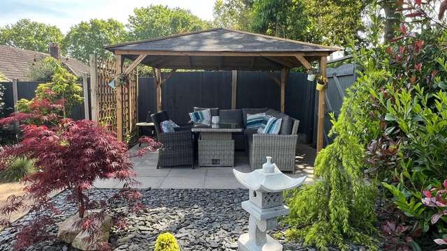 3 bedroom semi-detached bungalow for sale