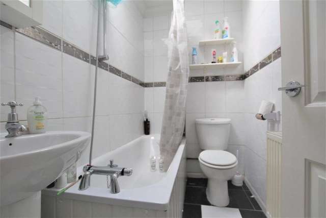 3 bedroom flat to rent