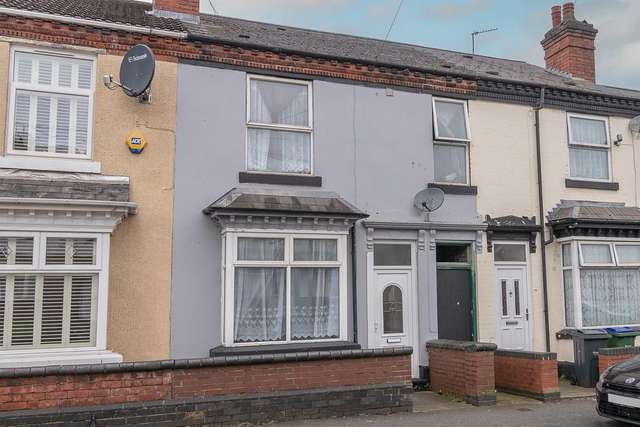 3 bedroom terraced house for sale