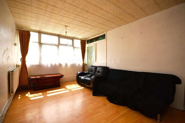 3 bedroom maisonette to rent