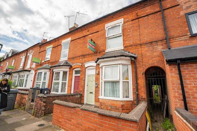 7 bedroom terraced house for sale