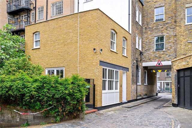 2 bedroom mews for sale