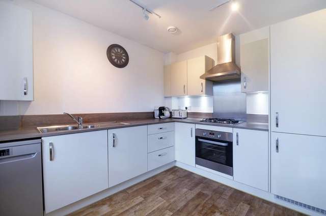 1 bedroom flat for sale