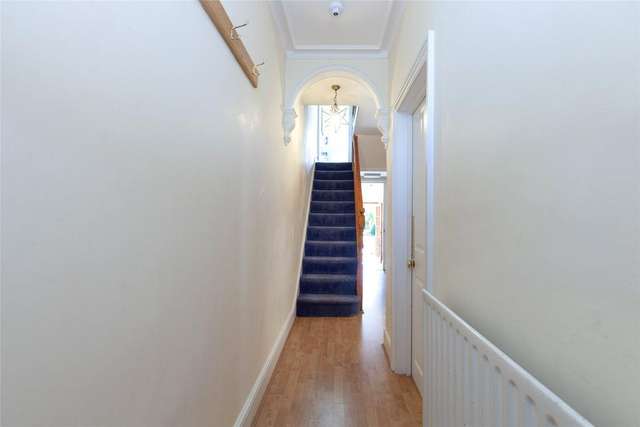 4 bedroom end of terrace house for sale