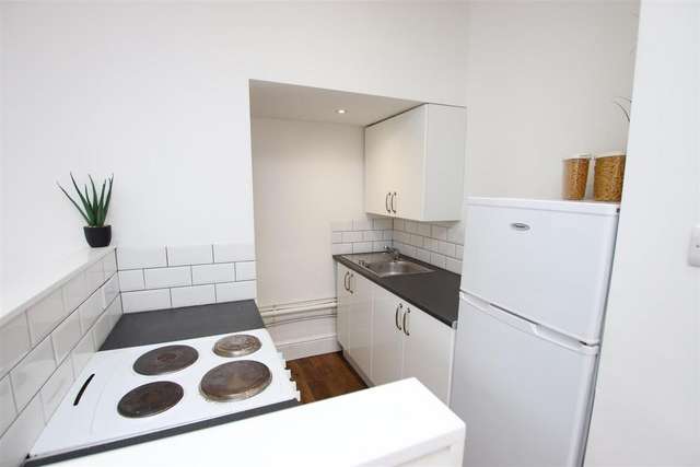 1 bedroom terraced house to rent