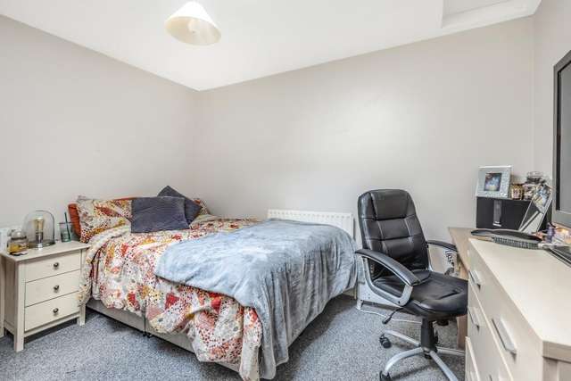 5 bedroom apartment to rent