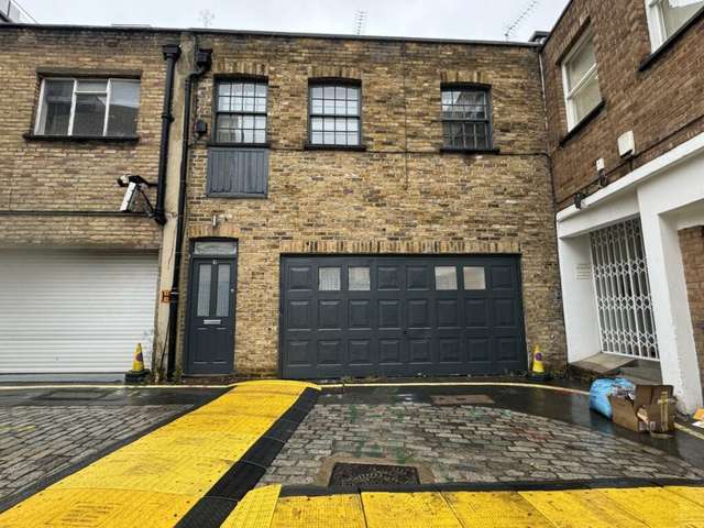 Mews For Rent in London, England