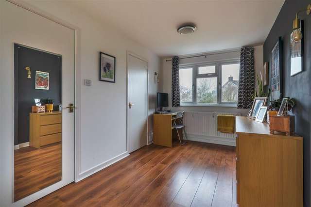 House For Sale in Bristol, England