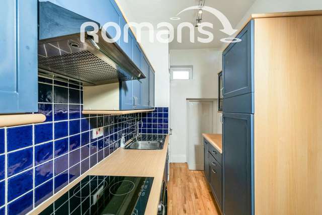 Apartment For Rent in Reading, England