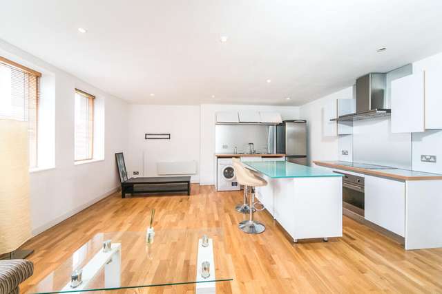Apartment For Rent in Reading, England