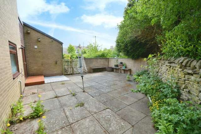 Bungalow For Sale in East Lindsey, England